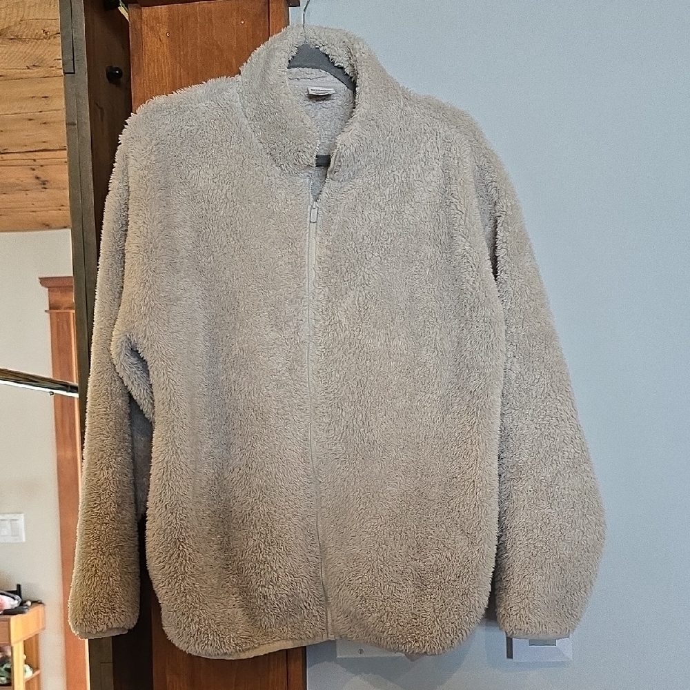Vicotria's Secret Sherpa Zip Sweater